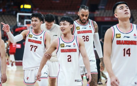 九游登录入口-清晨突围战来临，深圳男篮围绕NBA常规赛更衣室发声，媒体盛赞，赛程密集仍需轮换的简单介绍